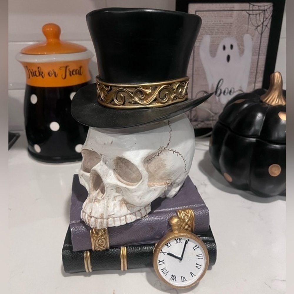 Gothic Steampunk Skull with Top Hat and Clock Decor Book